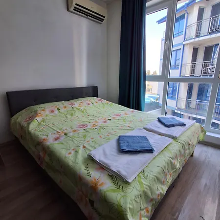 студио C19 в к-с Blue Bay Palace Apartament *